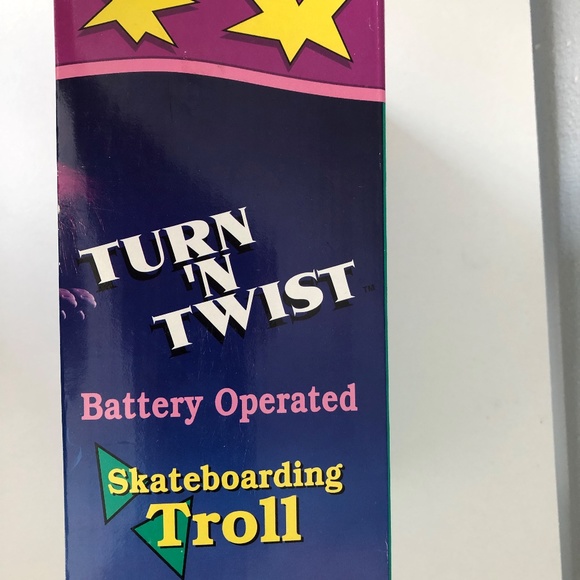 TURN AND TWIST TROLL SKATEBOARDING NIB - Picture 2 of 8